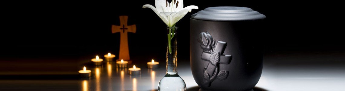 8 Things You Need to Know About Cremation Urns