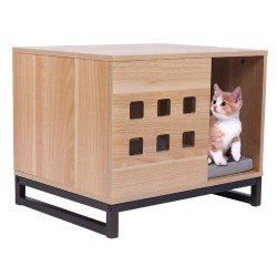 Wooden Pet Home by AxeandScrew