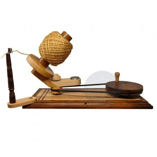 HandCrafty Wooden Yarn Winder for Knitting and Crochet Hooks, Hand Operated  Large Yarn Ball Winder (Beech Wood)